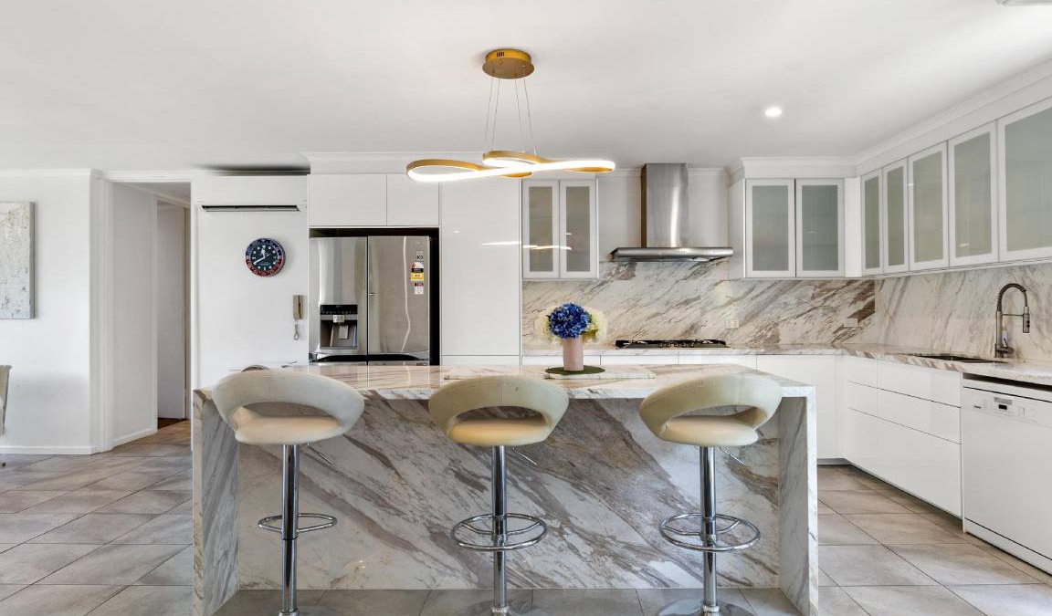 Toorak Apartment | 250 m² Apartment ∙ 3 bedrooms ∙ 9 guests