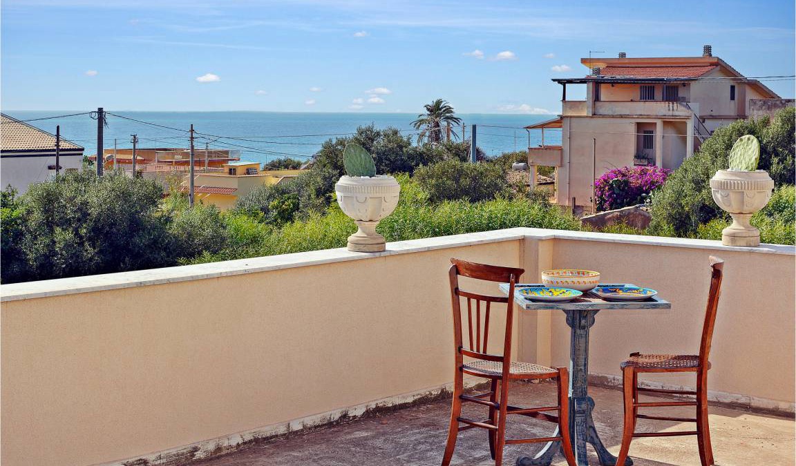 Cava dʼAliga House | 250 m² House ∙ 5 bedrooms ∙ 12 guests