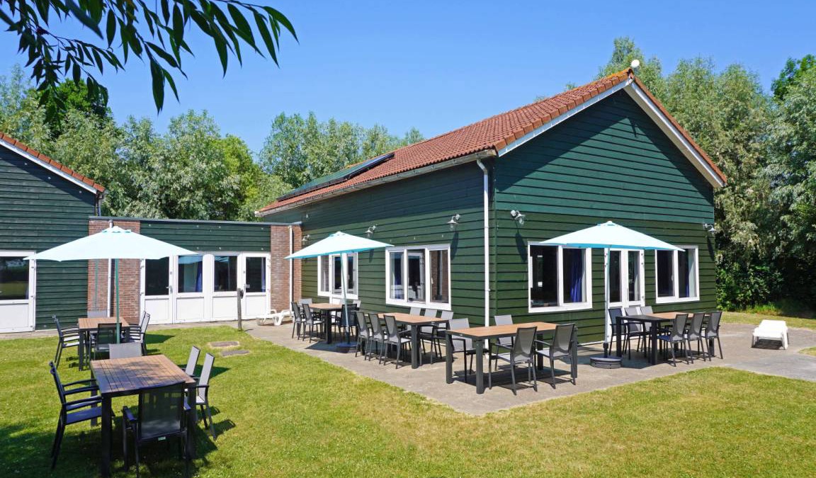 Brouwershaven House | 250 m² House ∙ 13 bedrooms ∙ 36 guests