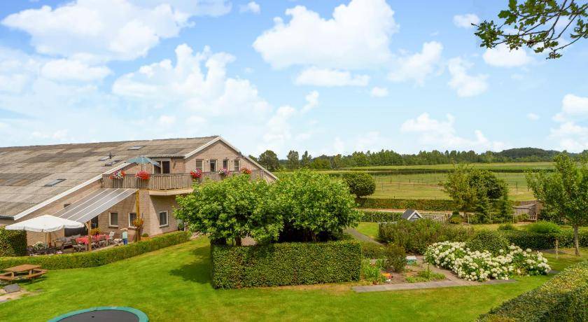 Windesheim Cabin | 250 m² Lodge ∙ 2 bedrooms ∙ 6 guests