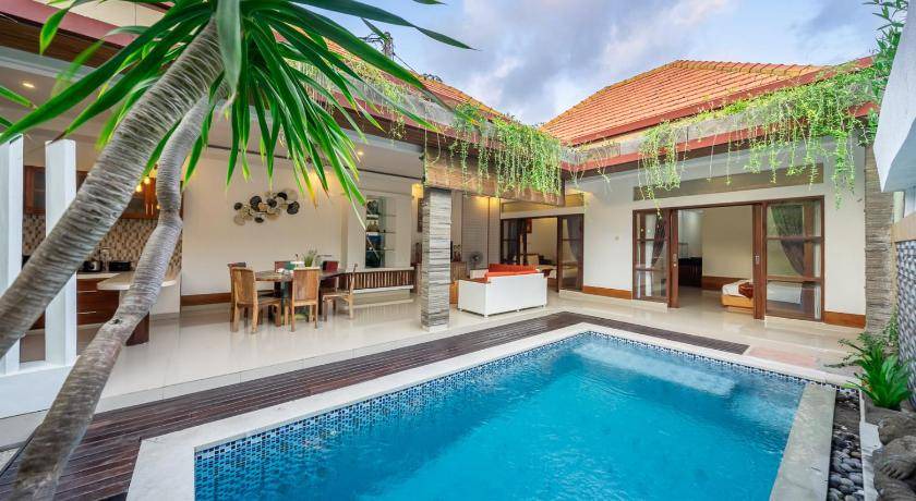 Dewi Sri Villa | 250 m² Villa ∙ 2 bedrooms ∙ 4 guests