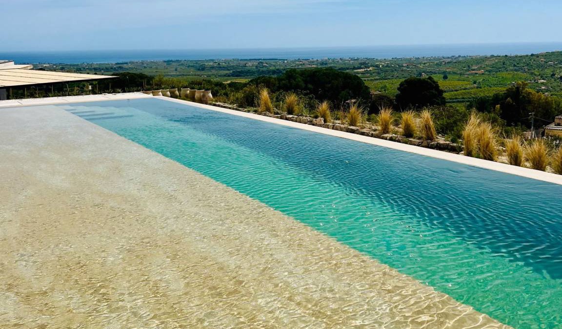 Avola Villa | 250 m² Villa ∙ 3 bedrooms ∙ 6 guests