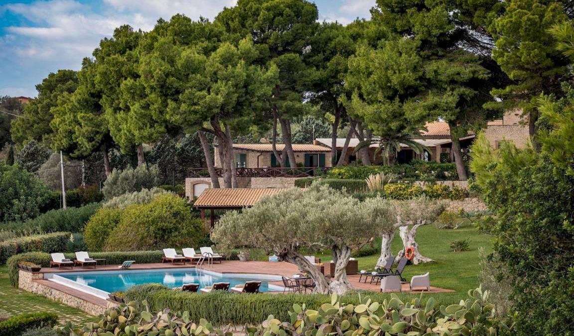 Licata Villa | 250 m² Villa ∙ 5 bedrooms ∙ 12 guests