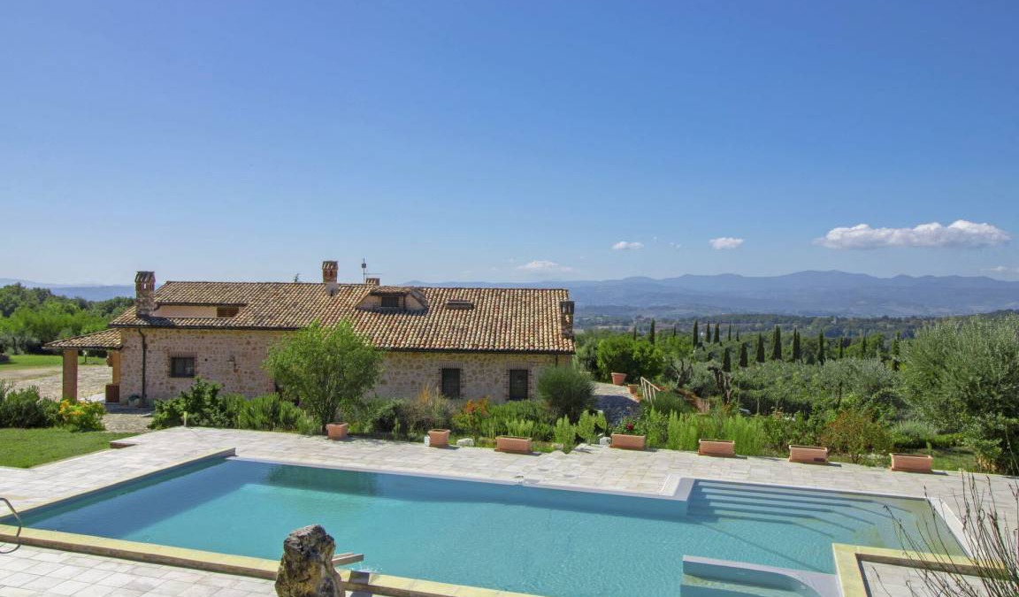 Massa Martana Villa | 250 m² Villa ∙ 5 bedrooms ∙ 10 guests