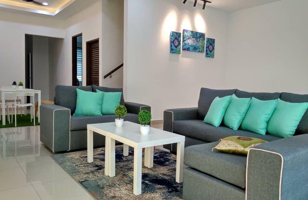 Batu Pahat House | 2500 m² House ∙ 4 bedrooms ∙ 14 guests