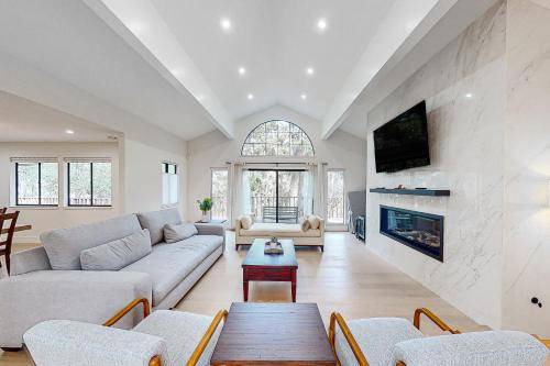 Del Monte Forest House | 255 m² House ∙ 4 bedrooms ∙ 10 guests