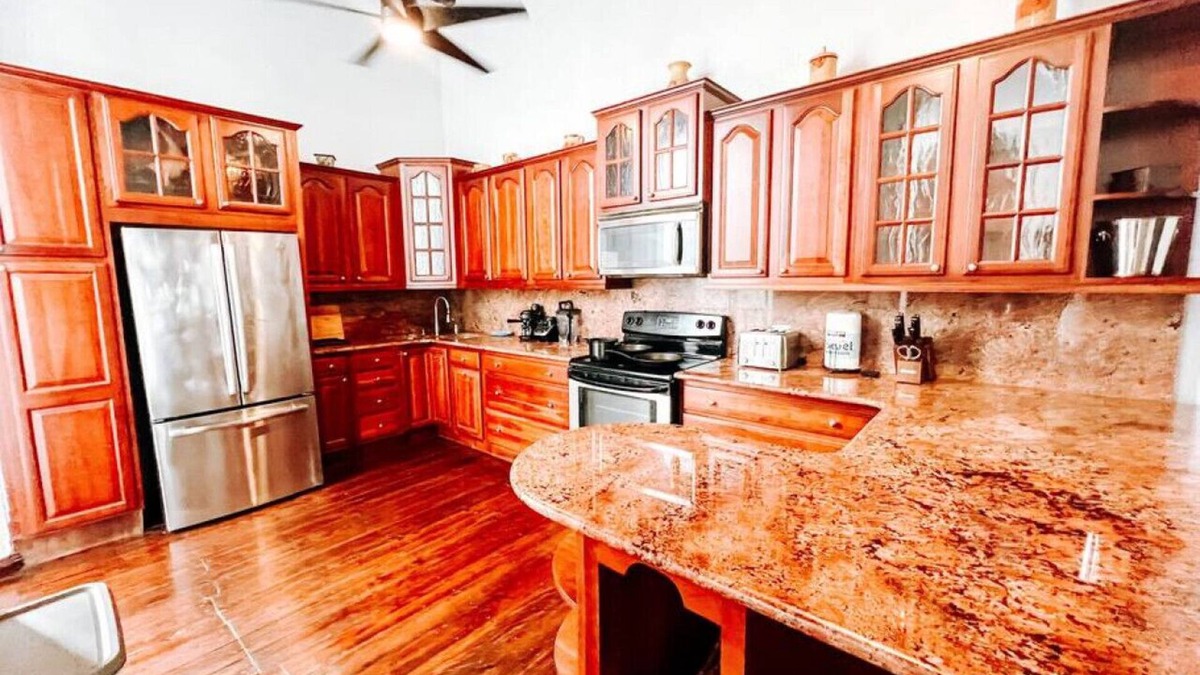 San Francisco House | 255 Tanca | Spacious Colonial House @ Old San Juan