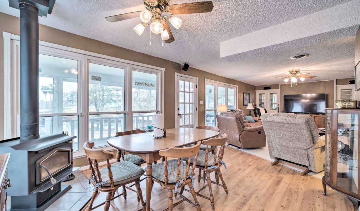 Onalaska House | 259 m² House ∙ 3 bedrooms ∙ 9 guests