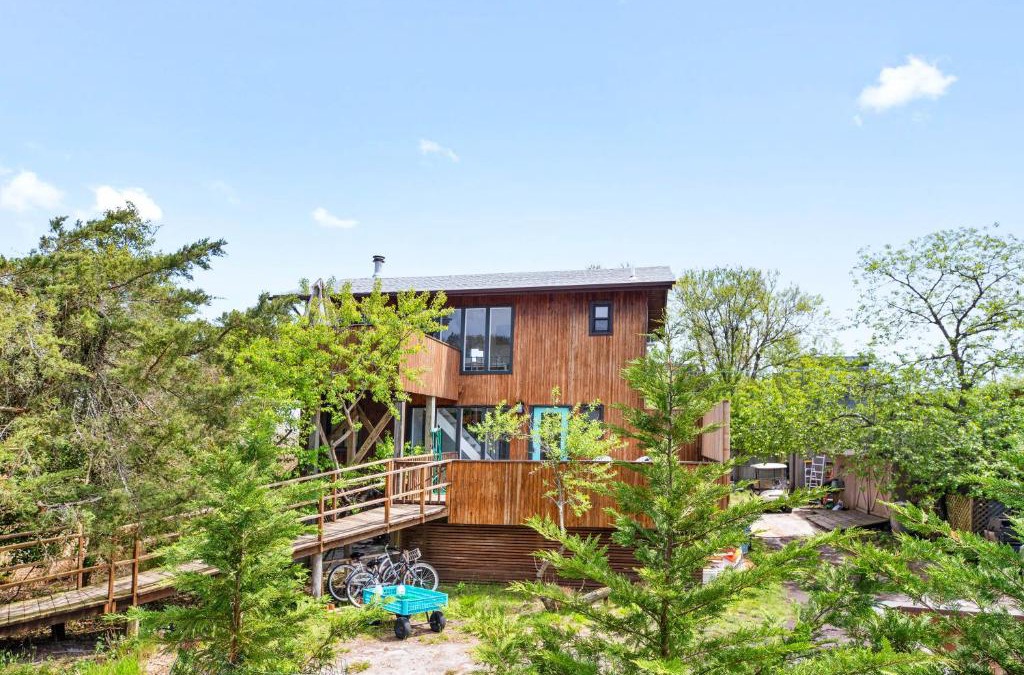 Seaview House | 26 Duneway
