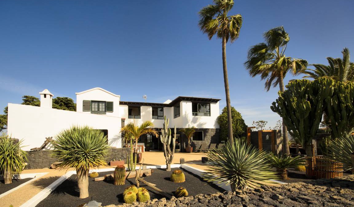 Masdache House | 260 m² House ∙ 3 bedrooms ∙ 6 guests