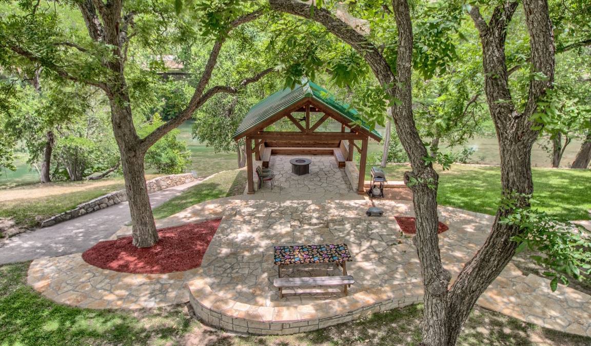 New Braunfels House | 260 m² House ∙ 5 bedrooms ∙ 26 guests