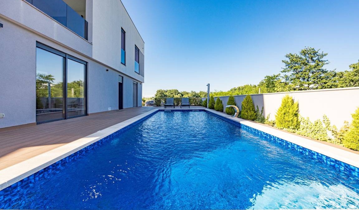 Cervar Villa | 260 m² Villa ∙ 3 bedrooms ∙ 7 guests