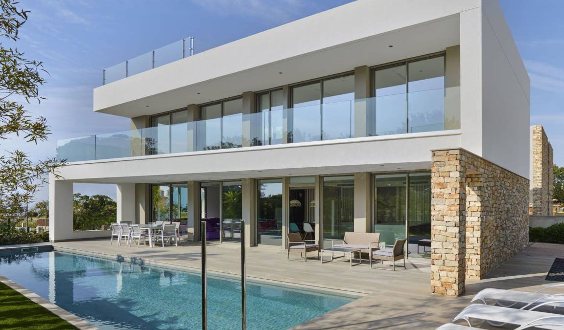 Cambrils Villa | 260 m² Villa ∙ 5 bedrooms ∙ 8 guests