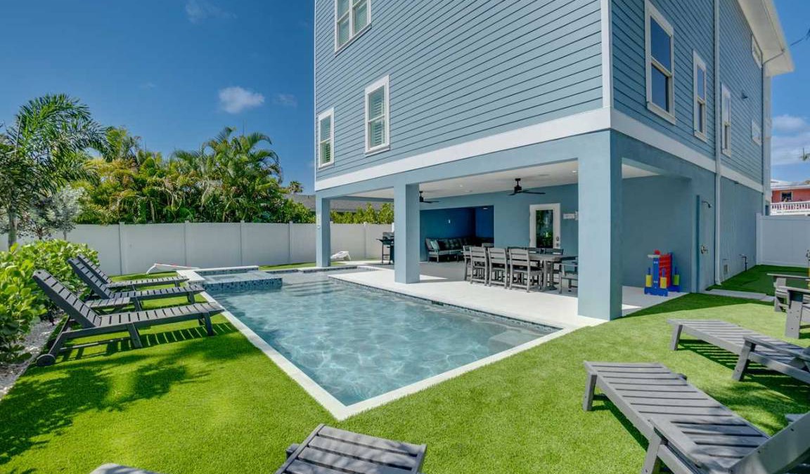 Bradenton Beach House | 266 m² House ∙ 7 bedrooms ∙ 16 guests