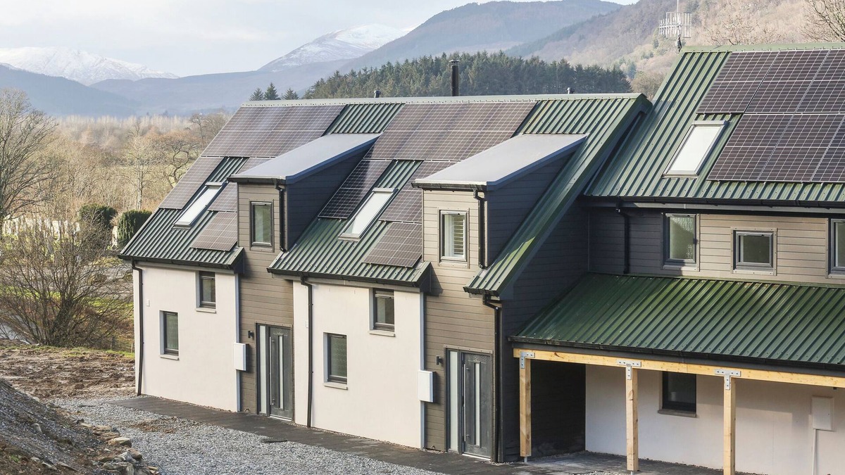 Aberfeldy Cottage | 27 STRATHTAY LODGES, pet friendly, with open fire in Aberfeldy