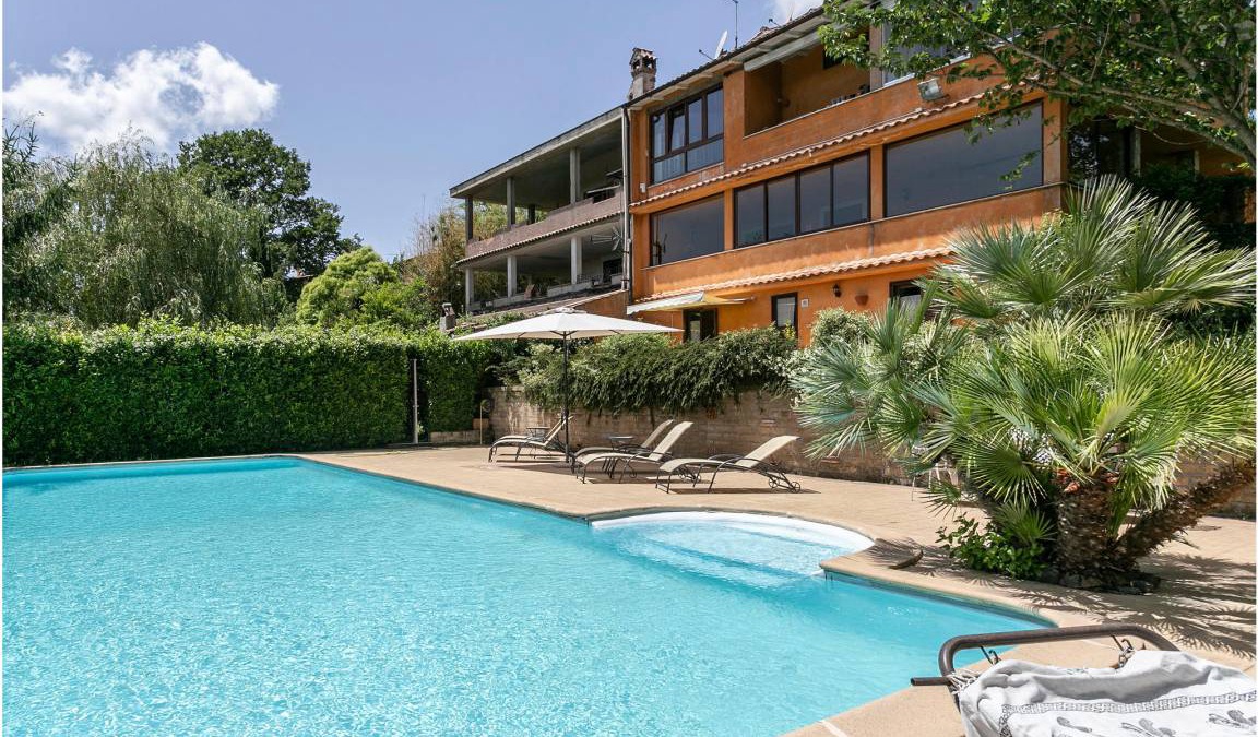 Bassano Romano House | 270 m² Maisonette ∙ 4 bedrooms ∙ 12 guests