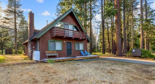 Christmas Valley Ski Chalet | 2782B Tahoe River Chalet