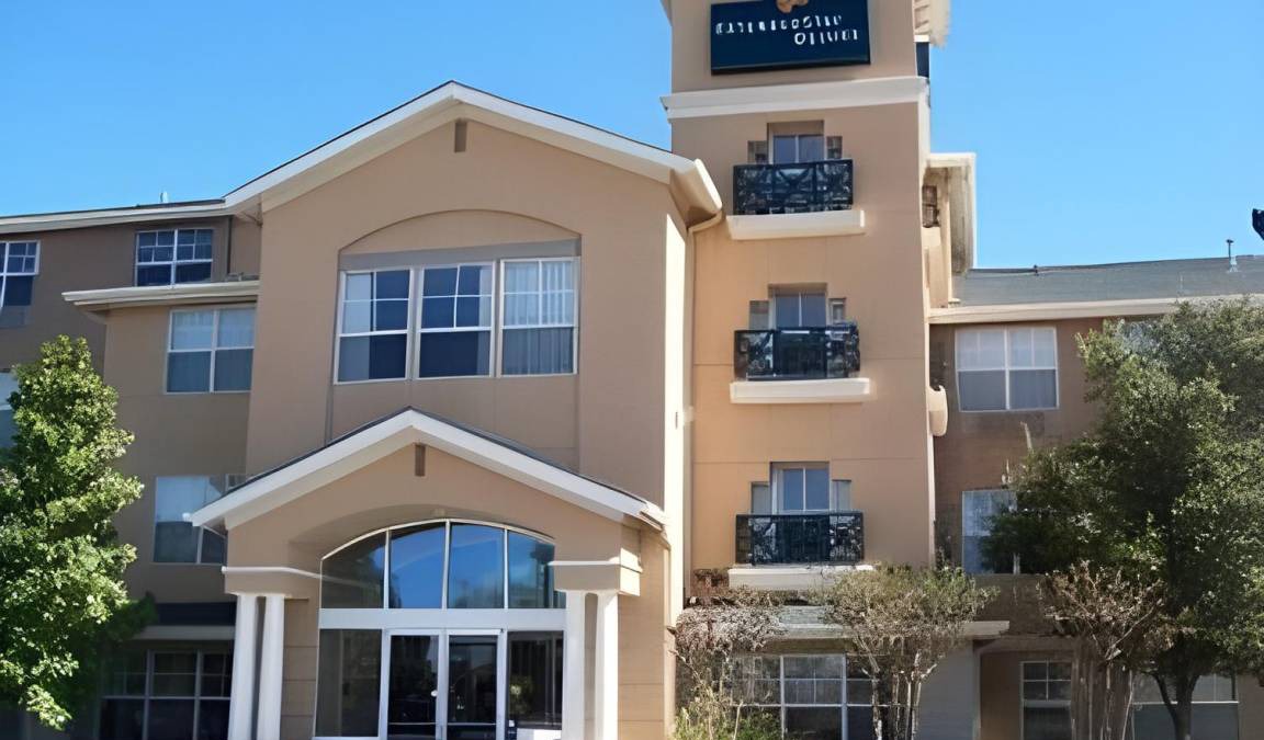 Plano Hotel | 28 m² Hotel ∙ 127 guests