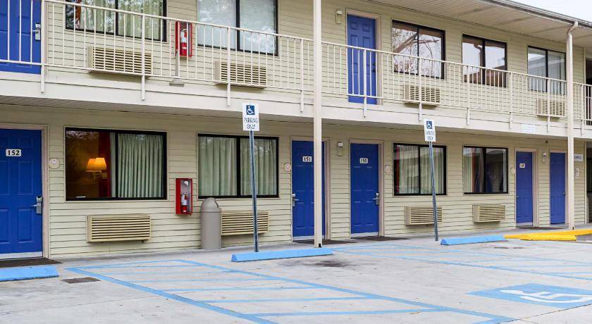 West Ashley Hotel | 28 m² Hotel ∙ 127 guests