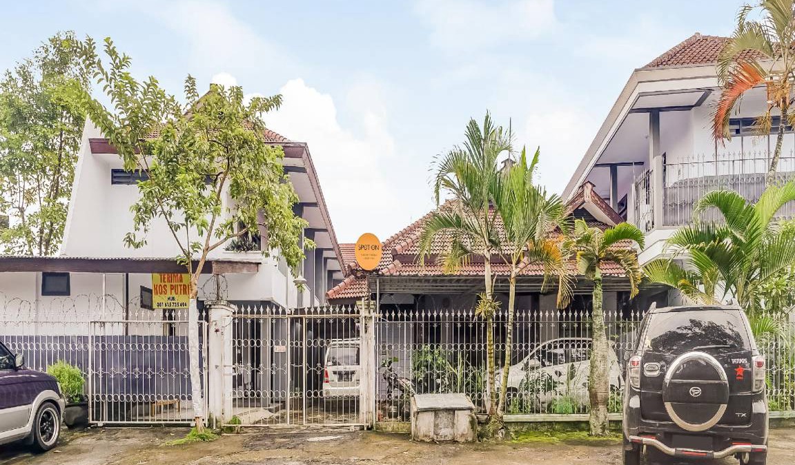 Malang Hotel | 28 m² Hotel ∙ 4 guests