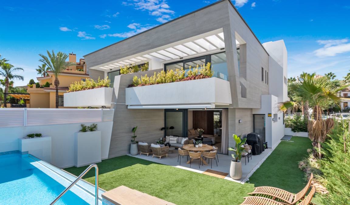 Puerto Banus House | 280 m² House ∙ 5 bedrooms ∙ 10 guests