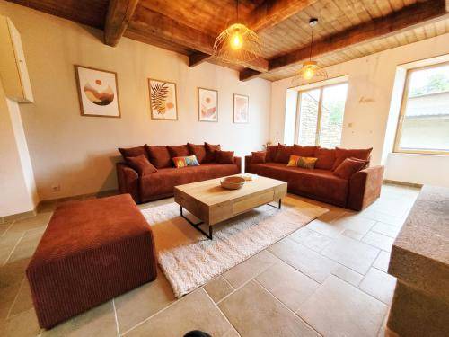 Equilly House | 290 m² House ∙ 5 bedrooms ∙ 15 guests