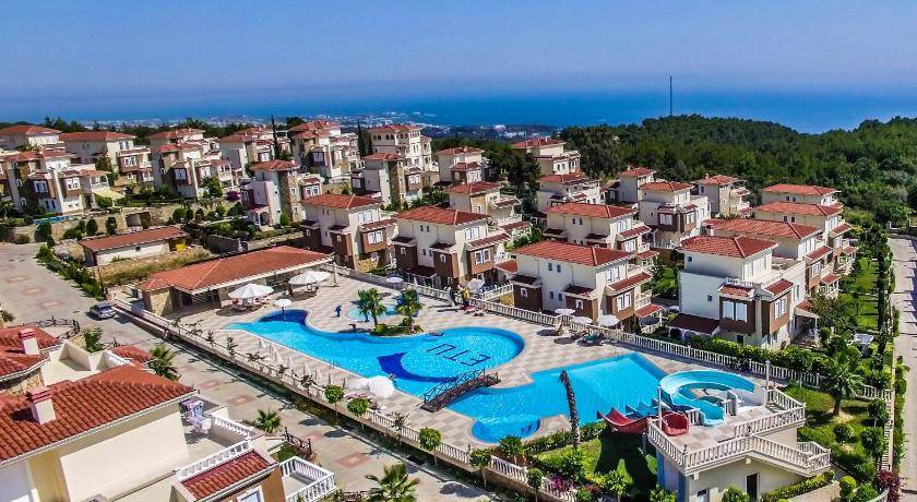 Alanya Resort | 290 m² Resort ∙ 4 bedrooms ∙ 8 guests