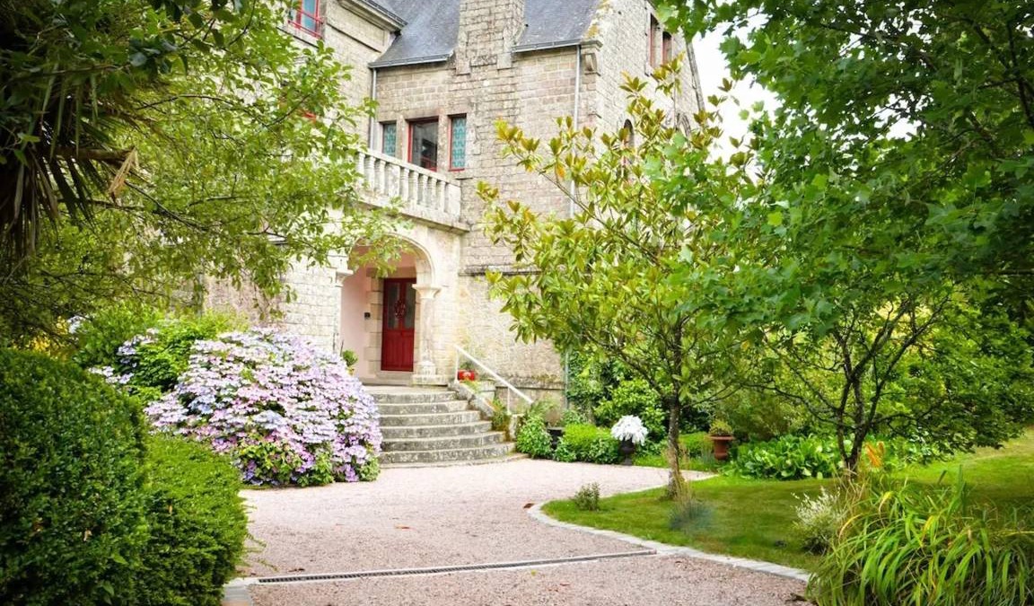 Langoelan Villa | 295 m² Villa ∙ 9 bedrooms ∙ 18 guests