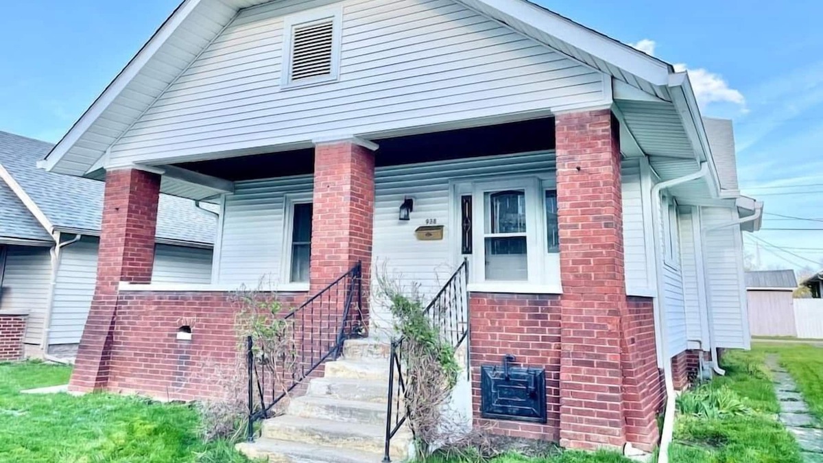 Shelbyville House | 2bd/1ba Home in Shelbyville, 10 min to Casino!