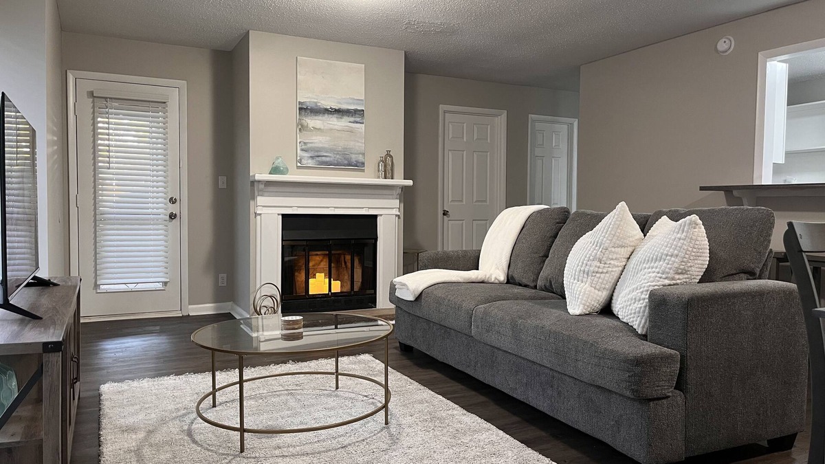 Huntsville Condo | 2BD-2BA Mid-City Condo