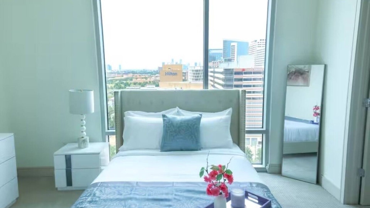 Southgate Apartment | 2BD/2BA-TMC Magic w/Skyline+Balcony! FREE Parking!