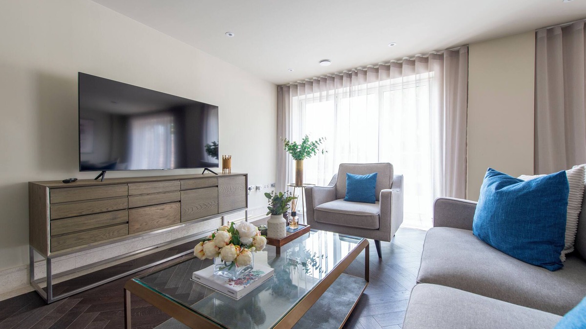 Chigwell Apartment | 2BD, 2BA Urban Oasisn