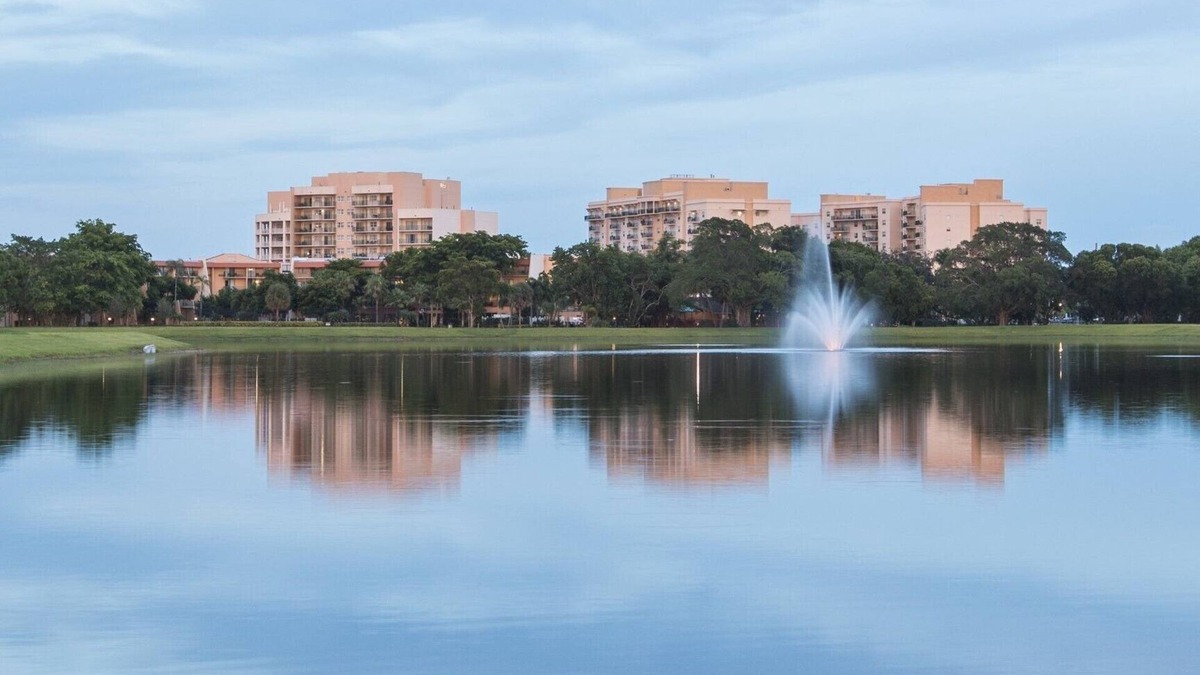 Survey Creek Resort | 2BD/2BTH Spacious Condo in Pompano Beach!