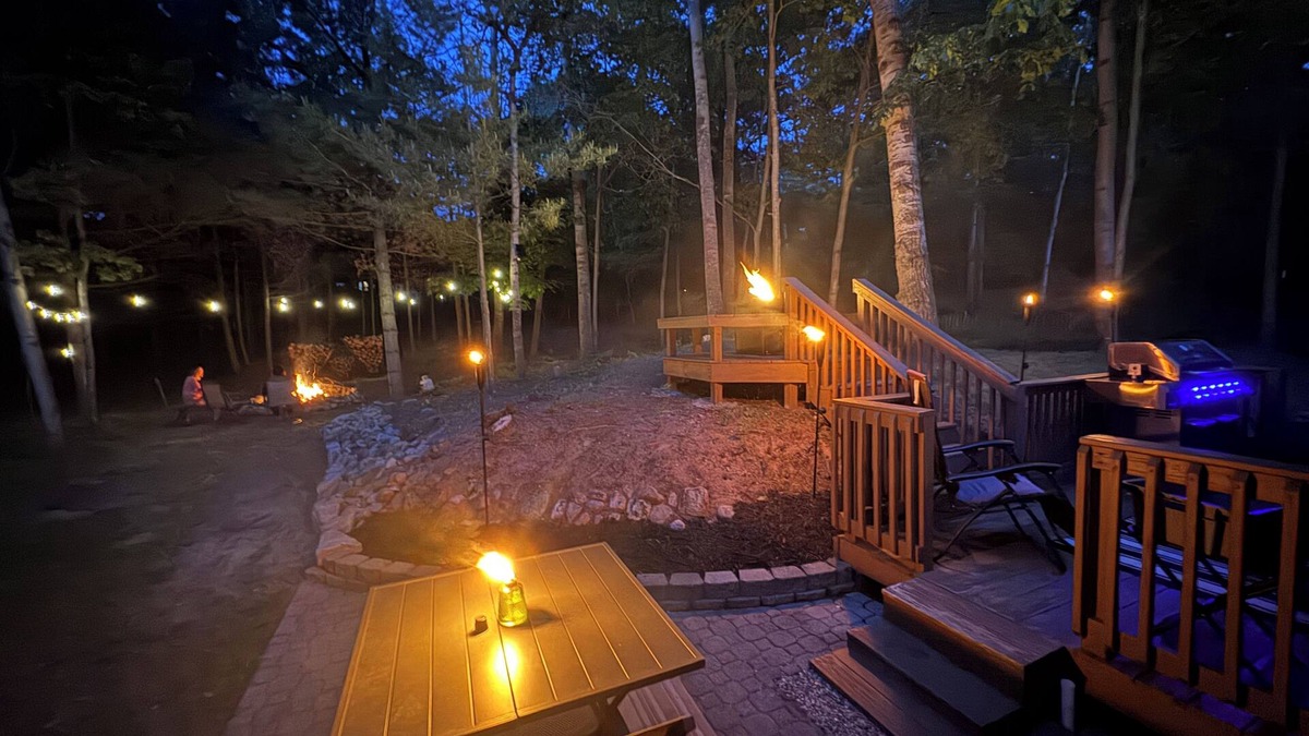 Acme Condo | 2BD Condo 5min to Flintfields Horse Show, VASA Trail, East Bay, Golf & Casino