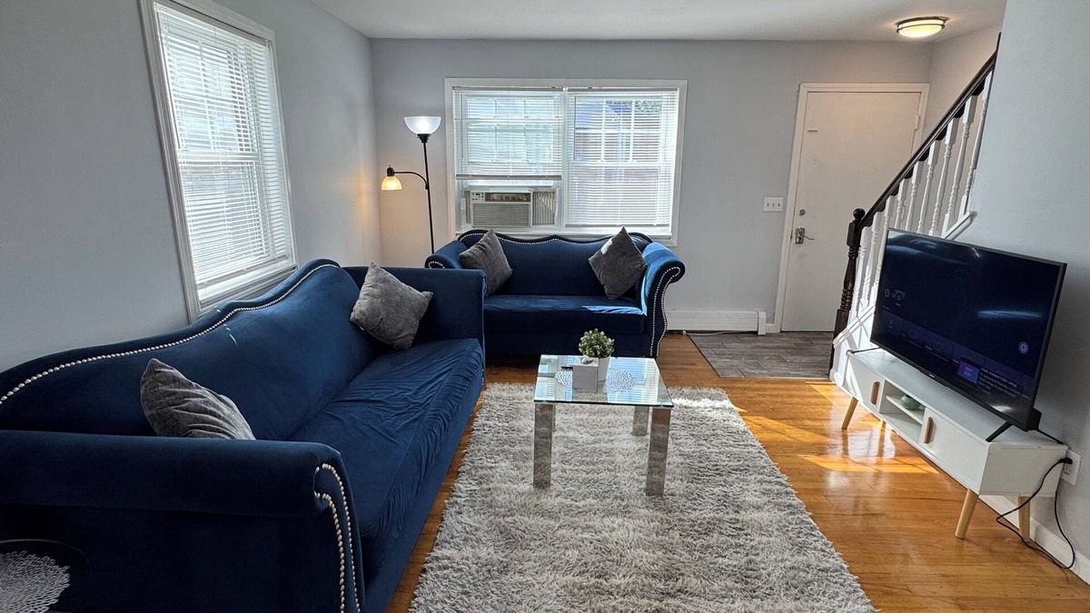 East Shore Condo | 2bdr condo next to us marine corps