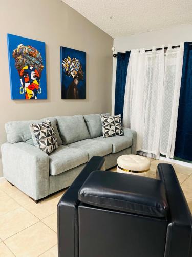 Hiawassee House | 2bdrm Home near Orl Fairgrd, Downtwn, Wekiva Sprng