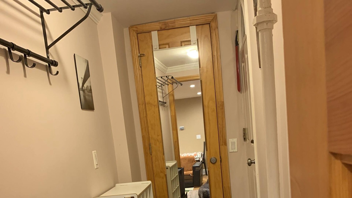 Sheepshead Bay Apartment | 2Bedroom 1+1/2 Bath Private Backyard