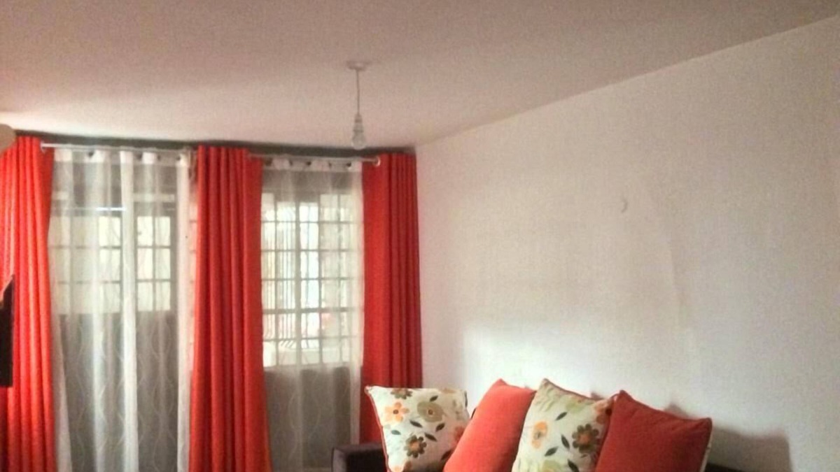 Hospital House | 2Bedroom PottersVila Fully Furnished Apartment