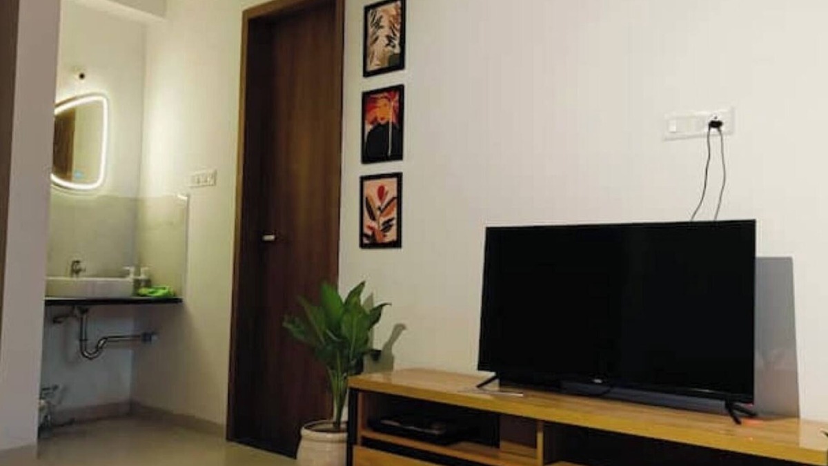 Baner Apartment | 2bhk Suite at Balewadi Hi St