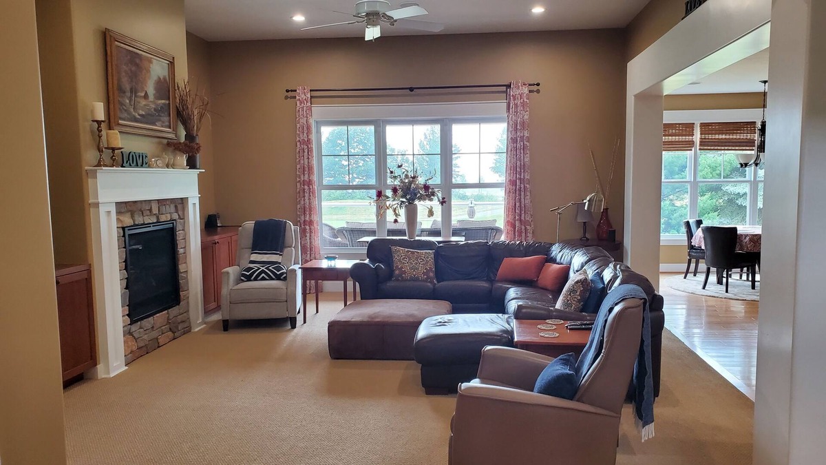 Acme House | 2BR/2.5BA Resort Home-Golf, Swim, Play in NMI. Great Discounts for Long Stays!
