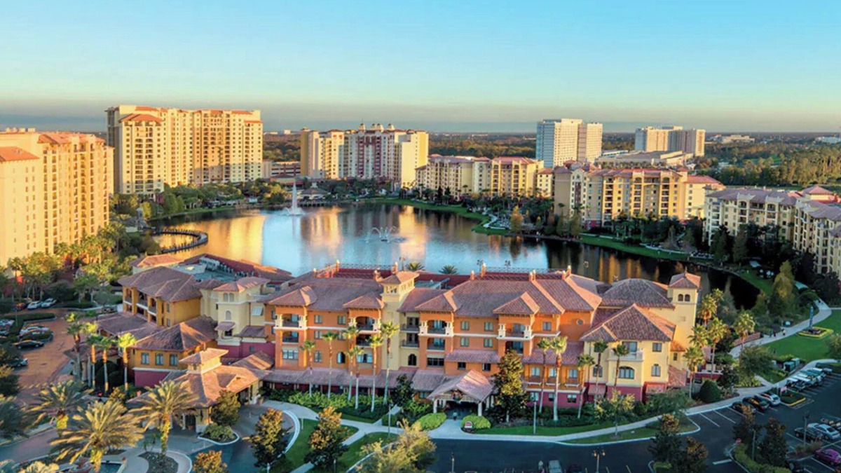 Lake Buena Vista Condo | 2BR &2BA deluxe in Disney gates, Parks Shuttle, 5 Pools/Lazy River, Full kitchen