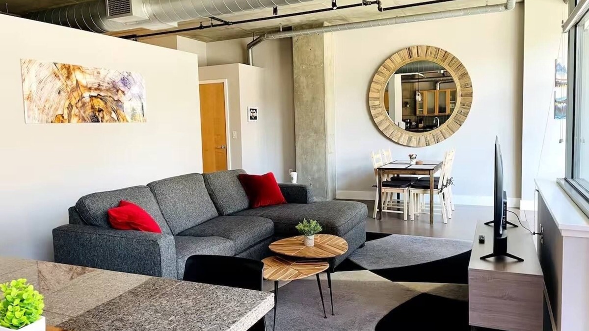 LoDo Condo | 2BR/2BA Luxury LoDo Loft in Downtown Denver