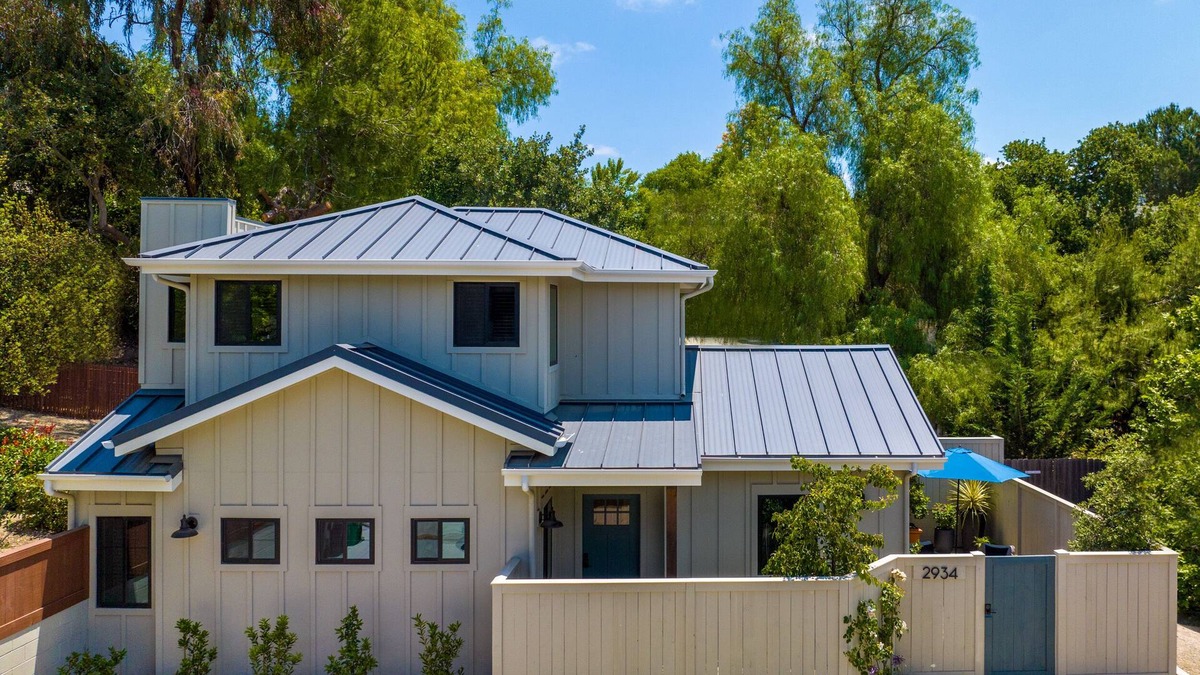 Los Olivos House | 2Br/2Br New & Stylish Cottage - Downtown Los Olivos