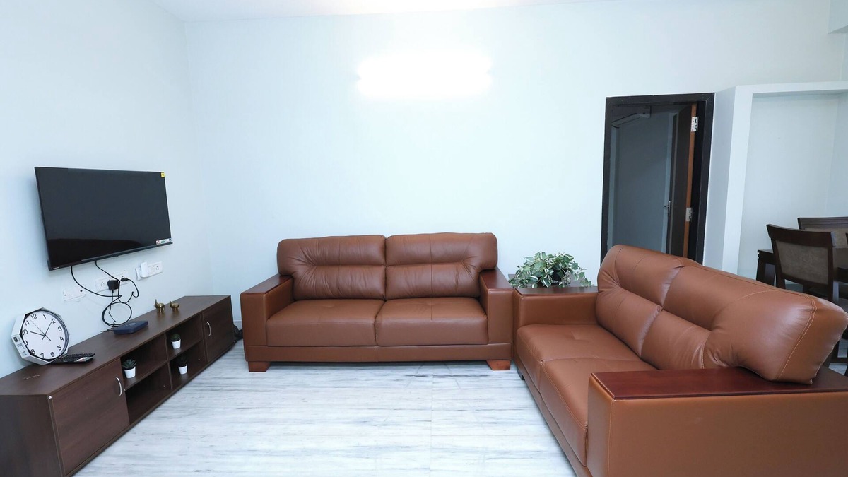 Chennai Apartment | 2BR Apartment in chennai/WIFI/HOUSEKEEPING/FAMILY FRIENDLY