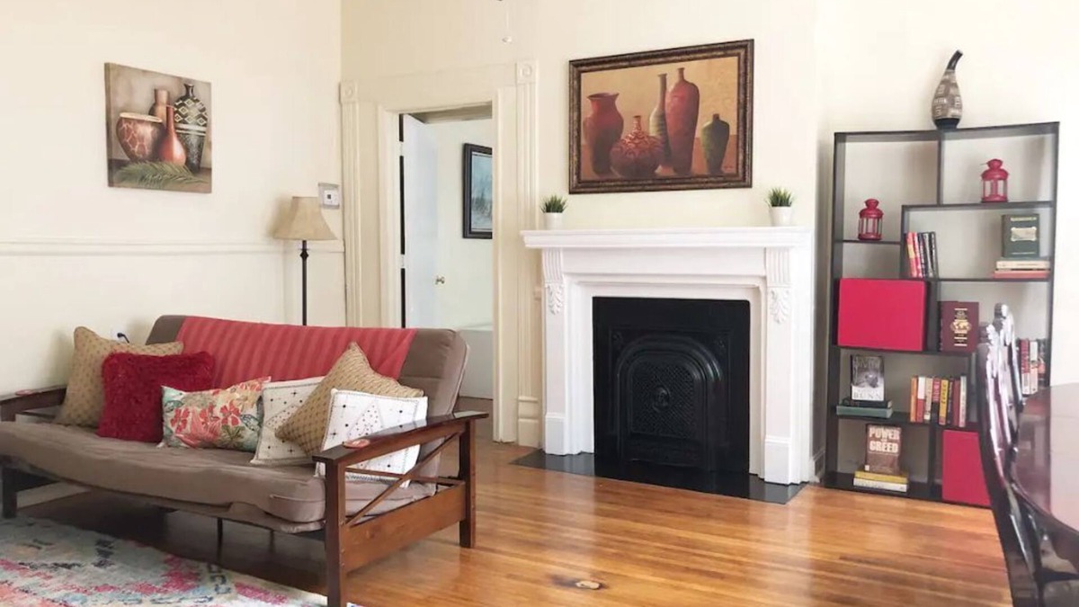 Rivermont House | 2BR Apt w/kitchen. Discounts. Large, Sleeps 6-8