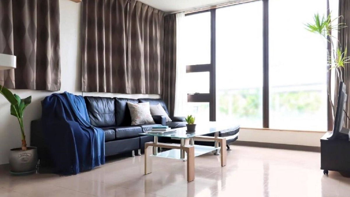 Chatan Apartment | 2BR Apt201 American VillageBeach 1min by car/Nakagami-gun Okinawa