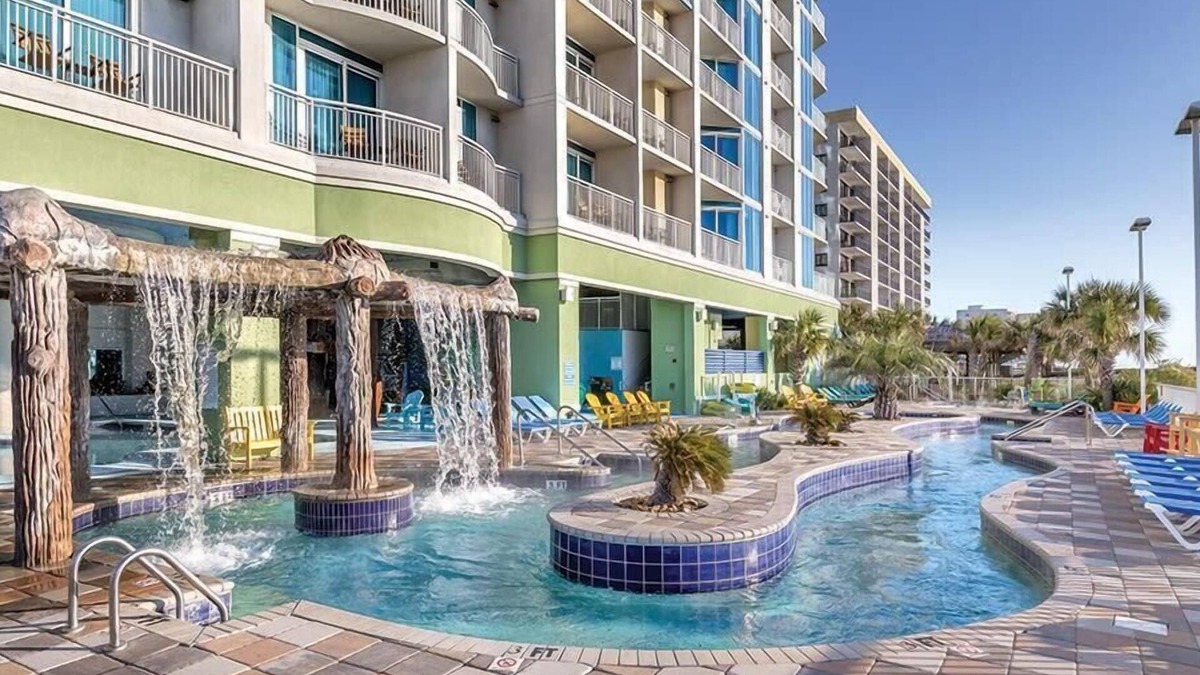 Ash Condo | 2br Boulevard Condo Ocean & Waterpark Fun!