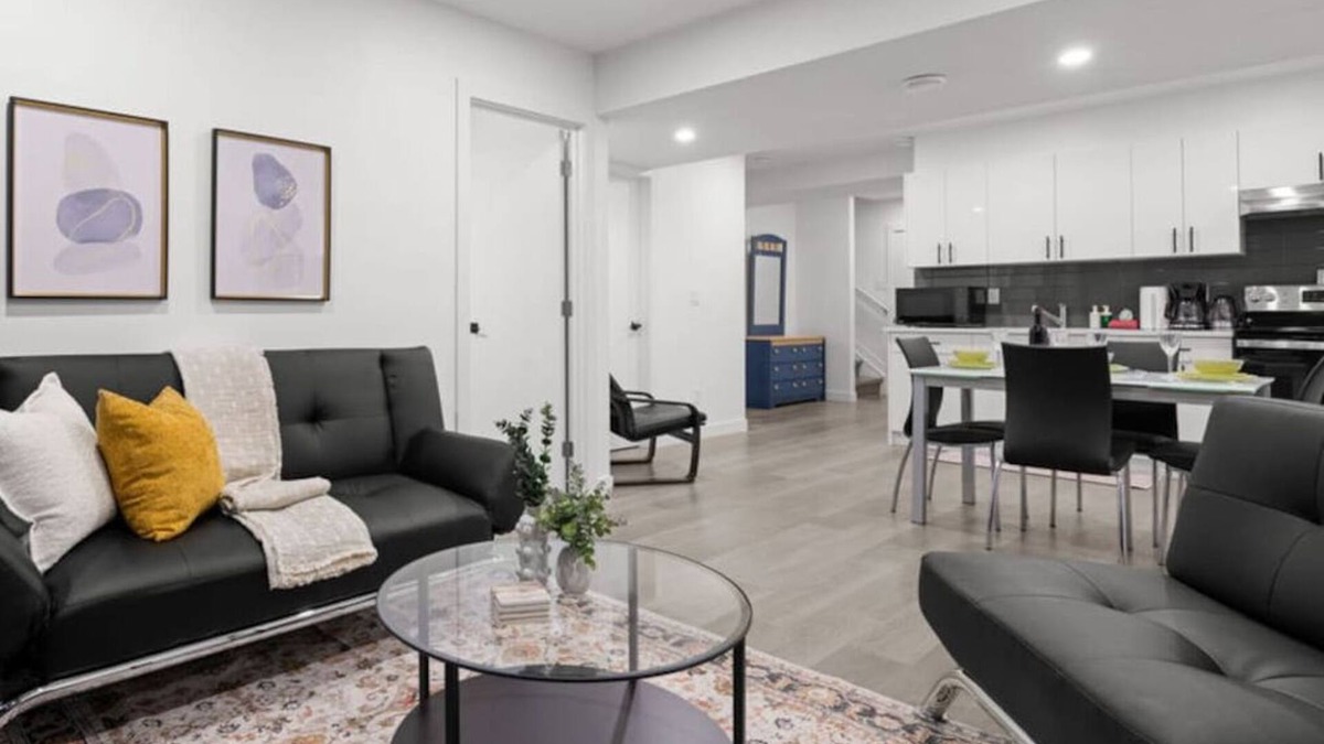 Southwest Edmonton Condo | 2BR Bsmt Suite Retreat near Airport & Trails | AC