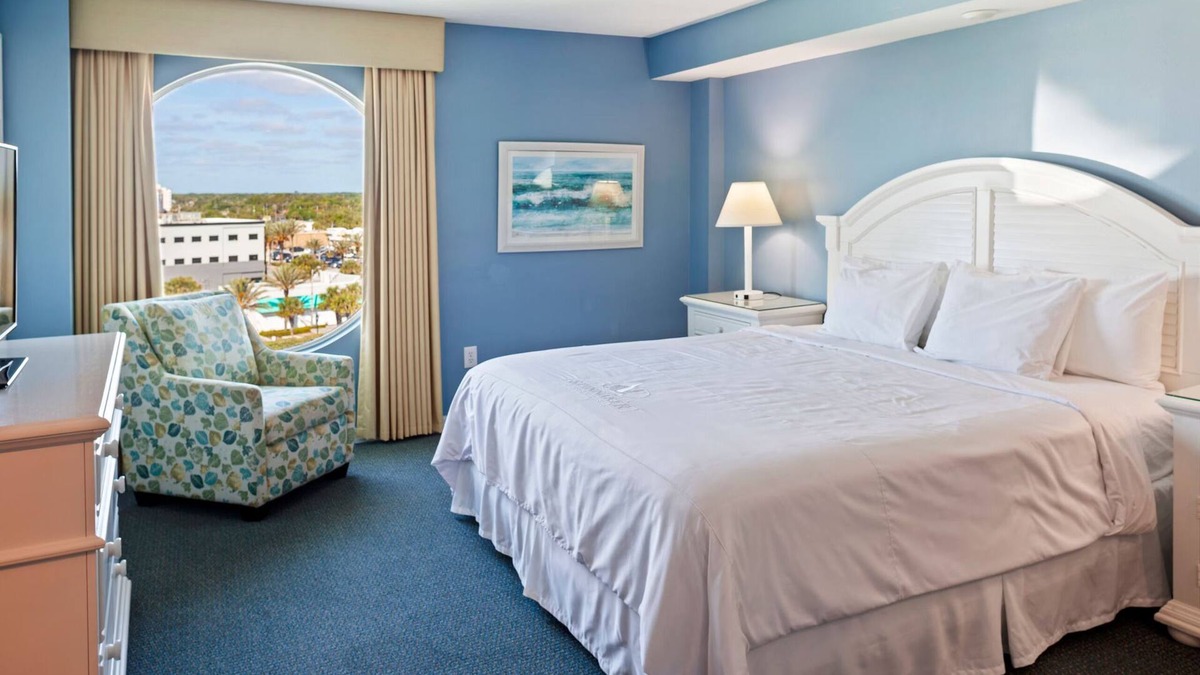 Ormond Beach Resort | 2BR City Condo – Kitchen, Pool Access & Family-Friendly Amenities Included
