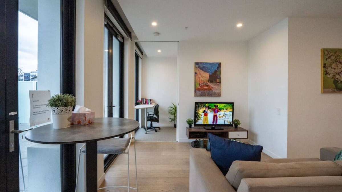 Spring Hill Apartment | 2BR Cozy Central Brisbane Apt w/Huge Balcony&Pool